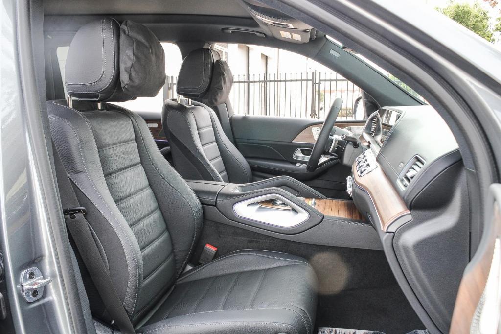 new 2025 Mercedes-Benz GLS 450 car, priced at $101,770
