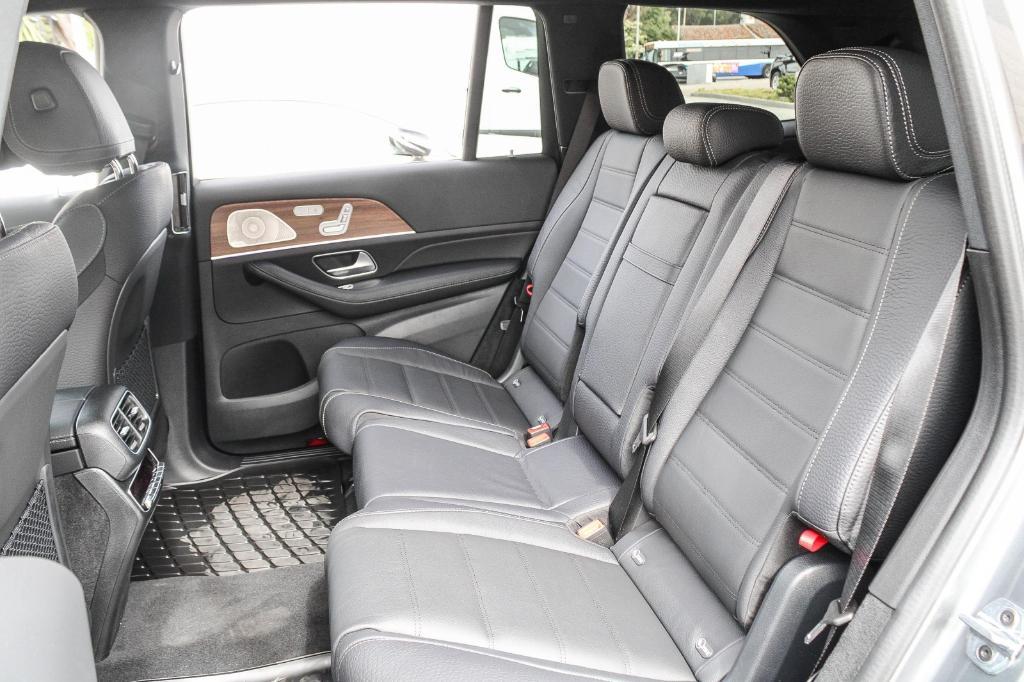 new 2025 Mercedes-Benz GLS 450 car, priced at $101,770
