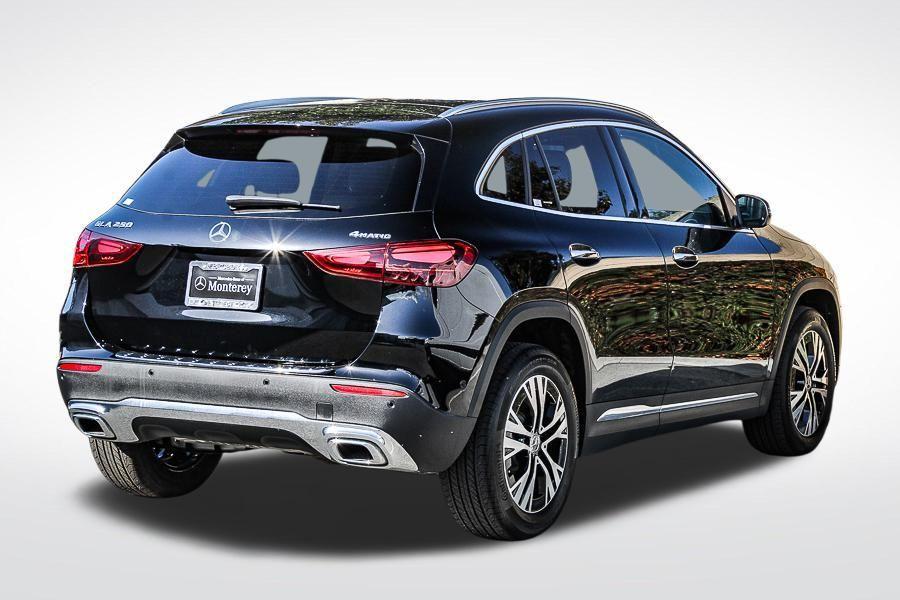 used 2025 Mercedes-Benz GLA 250 car, priced at $37,911