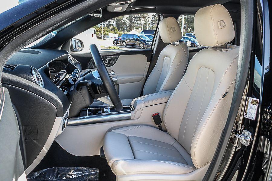 used 2025 Mercedes-Benz GLA 250 car, priced at $37,911