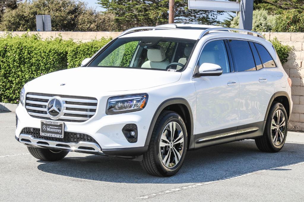 new 2025 Mercedes-Benz GLB 250 car, priced at $49,595