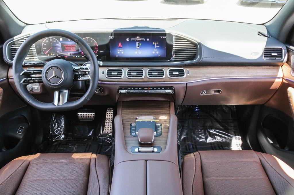 new 2025 Mercedes-Benz GLS 450 car, priced at $102,115
