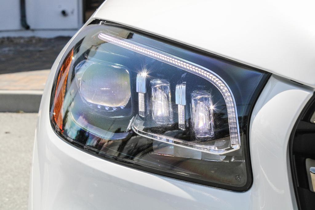 new 2025 Mercedes-Benz GLS 450 car, priced at $102,115