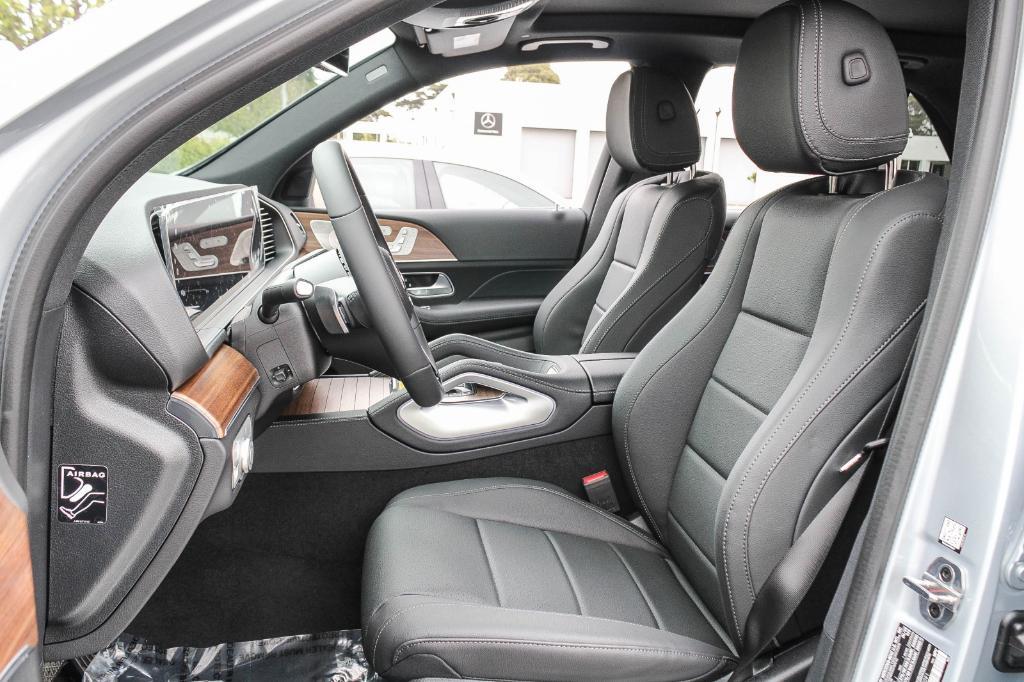 new 2025 Mercedes-Benz GLE 450e car, priced at $76,215