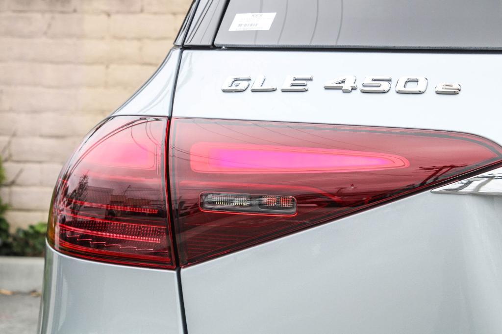 new 2025 Mercedes-Benz GLE 450e car, priced at $76,215