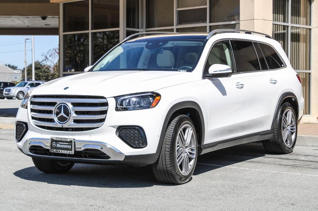 new 2024 Mercedes-Benz GLS 450 car, priced at $90,125