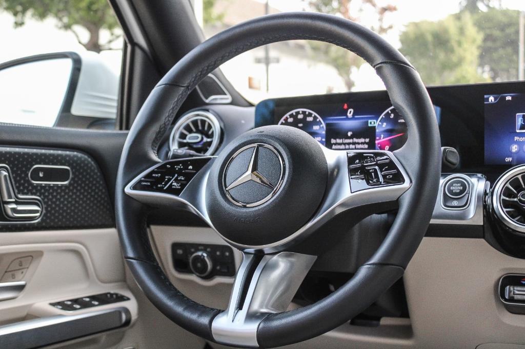 used 2024 Mercedes-Benz GLB 250 car, priced at $42,782