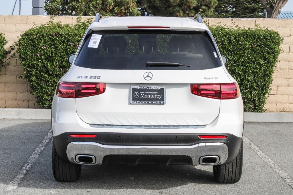 used 2024 Mercedes-Benz GLB 250 car, priced at $42,782