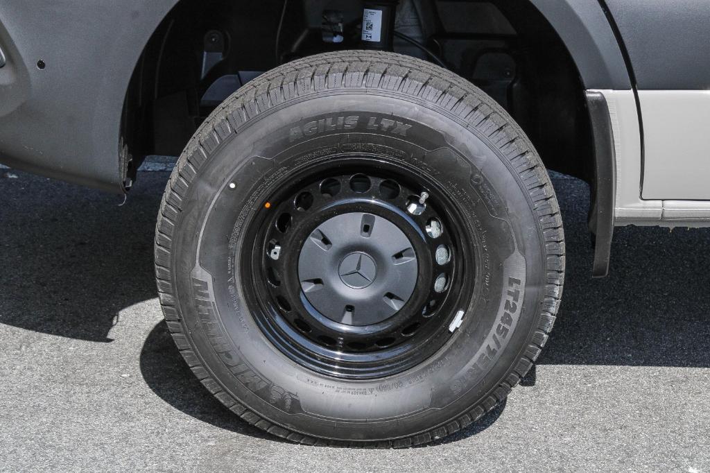 new 2025 Mercedes-Benz Sprinter 2500 car, priced at $79,405
