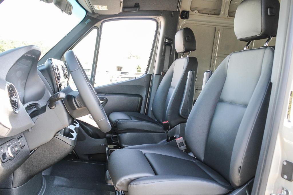 new 2025 Mercedes-Benz Sprinter 2500 car, priced at $79,405