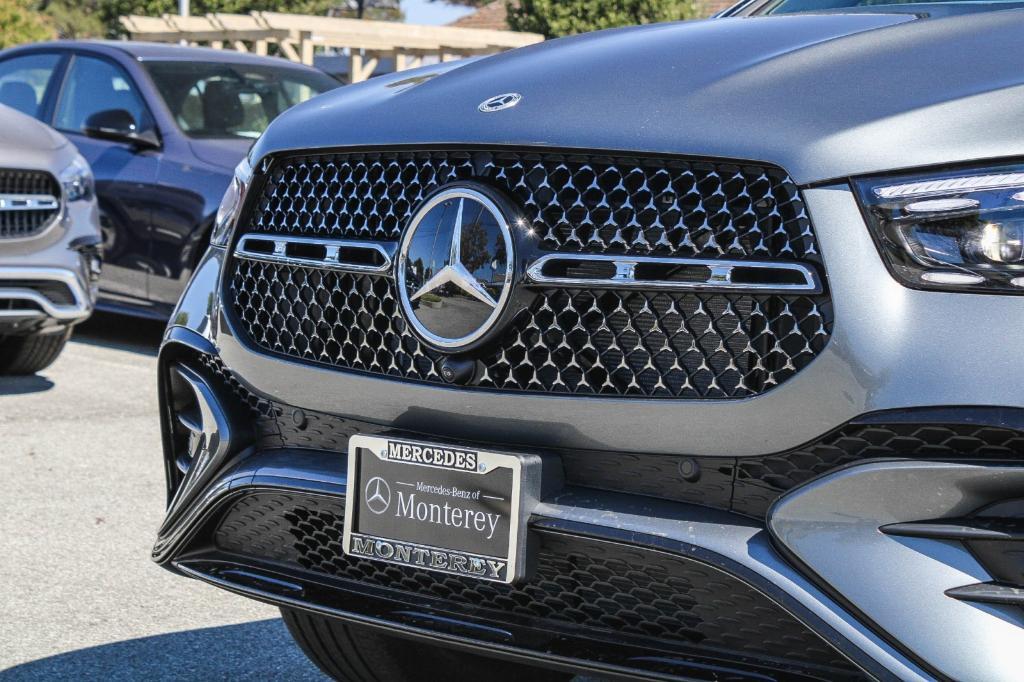 new 2025 Mercedes-Benz GLE 450 car, priced at $89,890