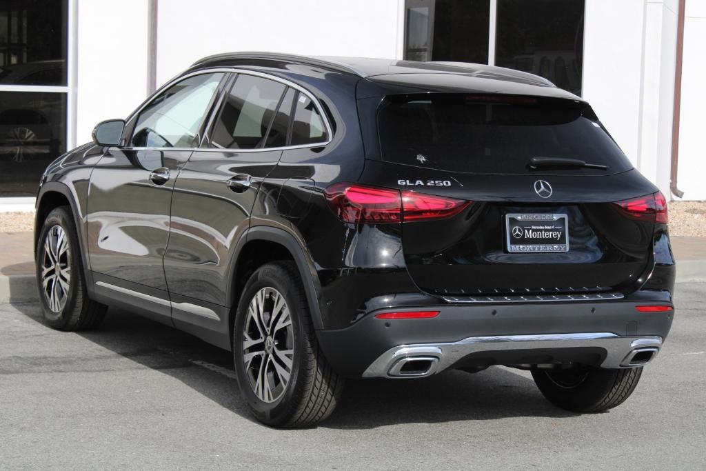 new 2025 Mercedes-Benz GLA 250 car, priced at $45,545