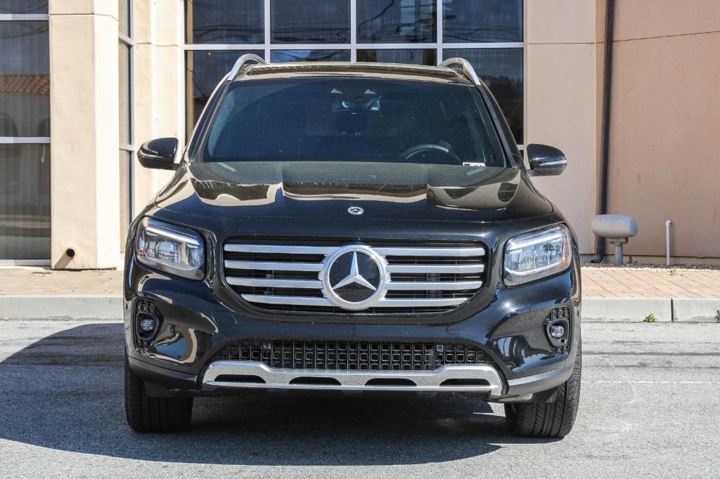 new 2024 Mercedes-Benz GLB 250 car, priced at $53,815