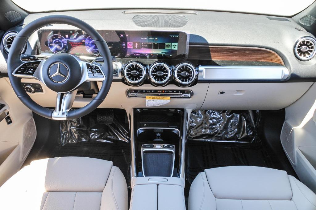 new 2025 Mercedes-Benz EQB 250 car, priced at $58,100