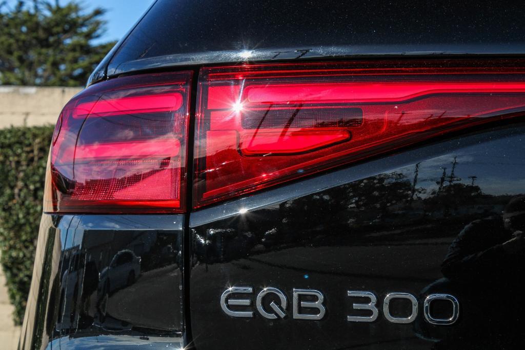 new 2025 Mercedes-Benz EQB 300 car, priced at $61,375