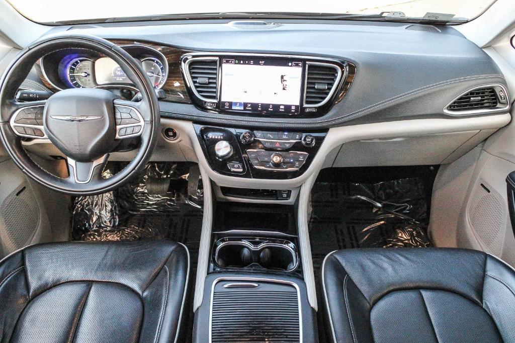 used 2022 Chrysler Pacifica Hybrid car, priced at $28,990