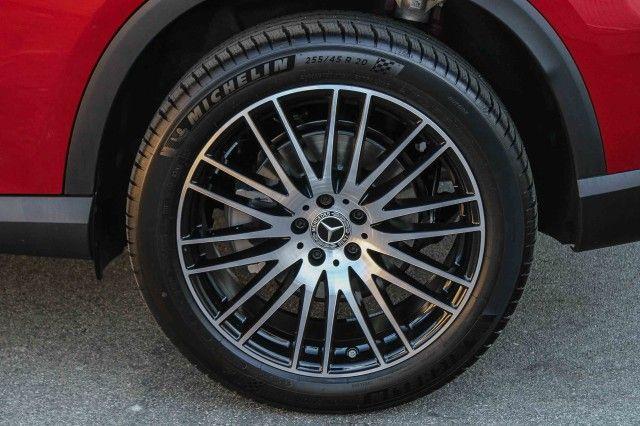 new 2026 Mercedes-Benz GLC 300 car, priced at $60,095