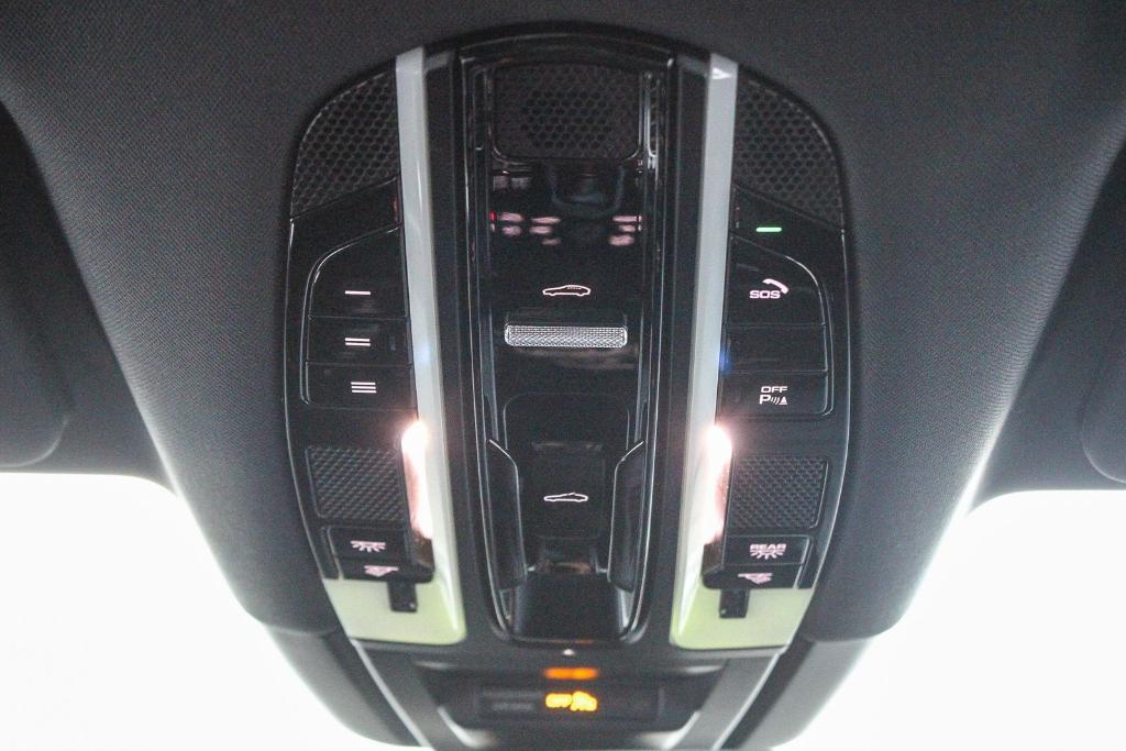 used 2019 Porsche Cayenne car, priced at $38,711