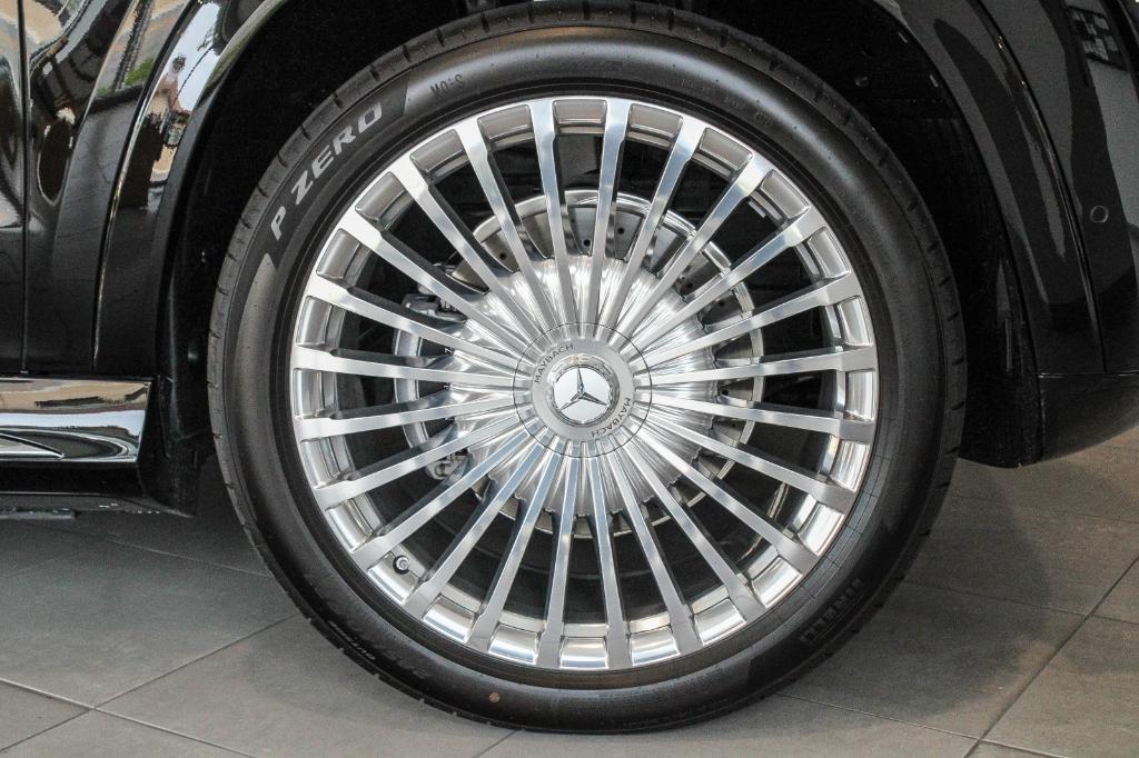 new 2025 Mercedes-Benz Maybach GLS 600 car, priced at $202,485
