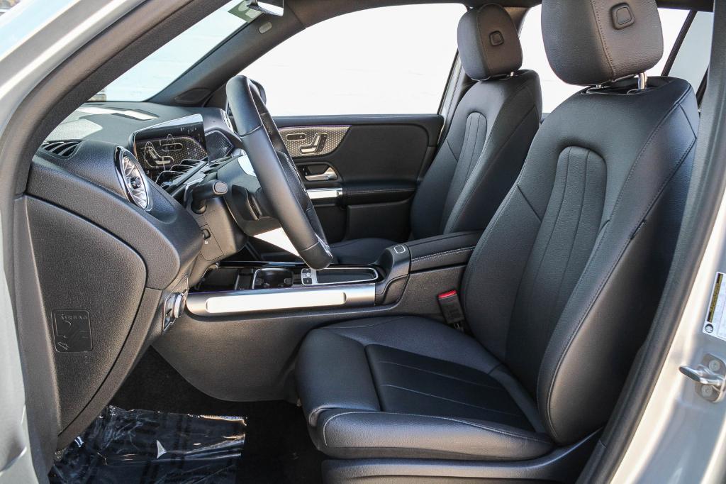used 2025 Mercedes-Benz GLB 250 car, priced at $44,770