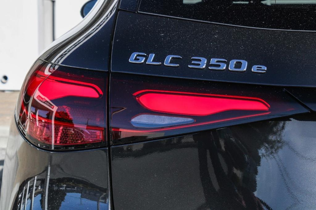 new 2025 Mercedes-Benz GLC 350e car, priced at $63,695