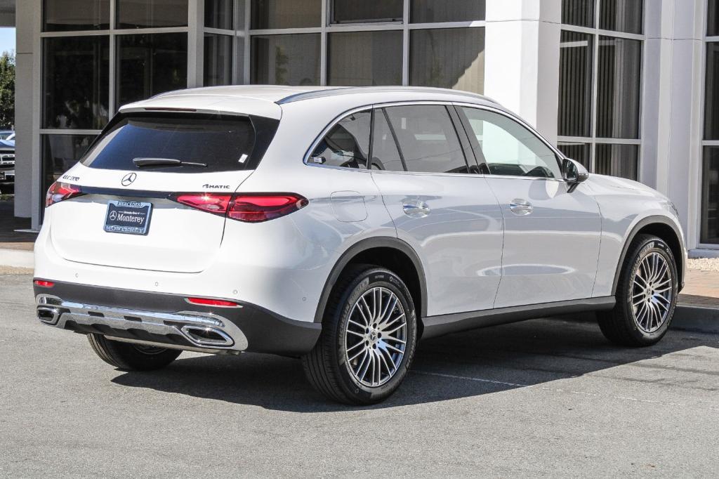 new 2025 Mercedes-Benz GLC 300 car, priced at $53,385