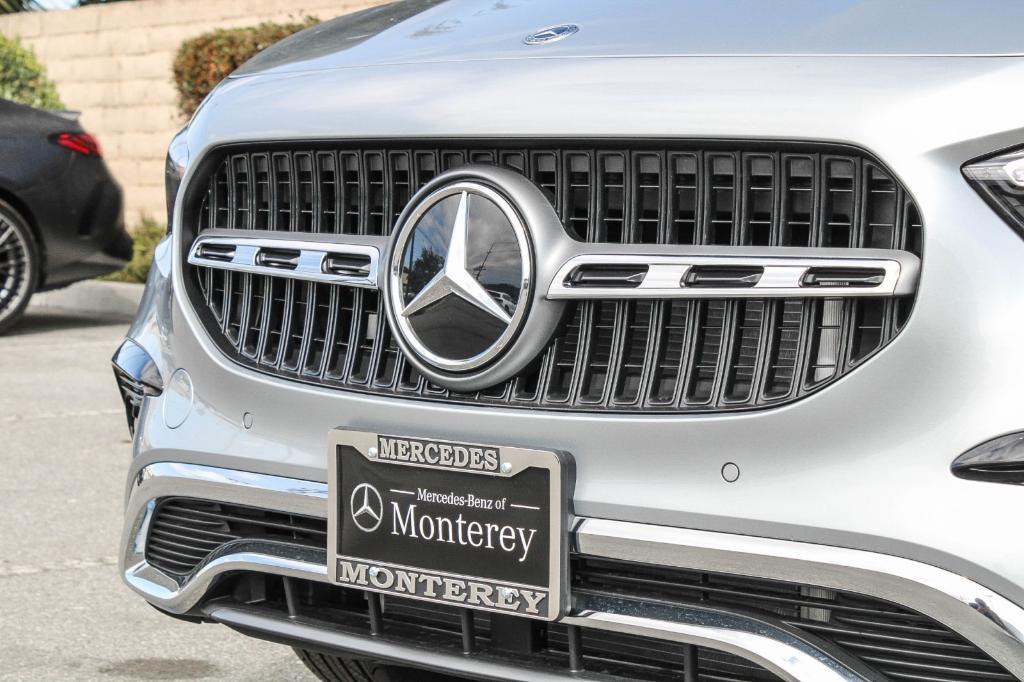 new 2025 Mercedes-Benz GLA 250 car, priced at $49,510