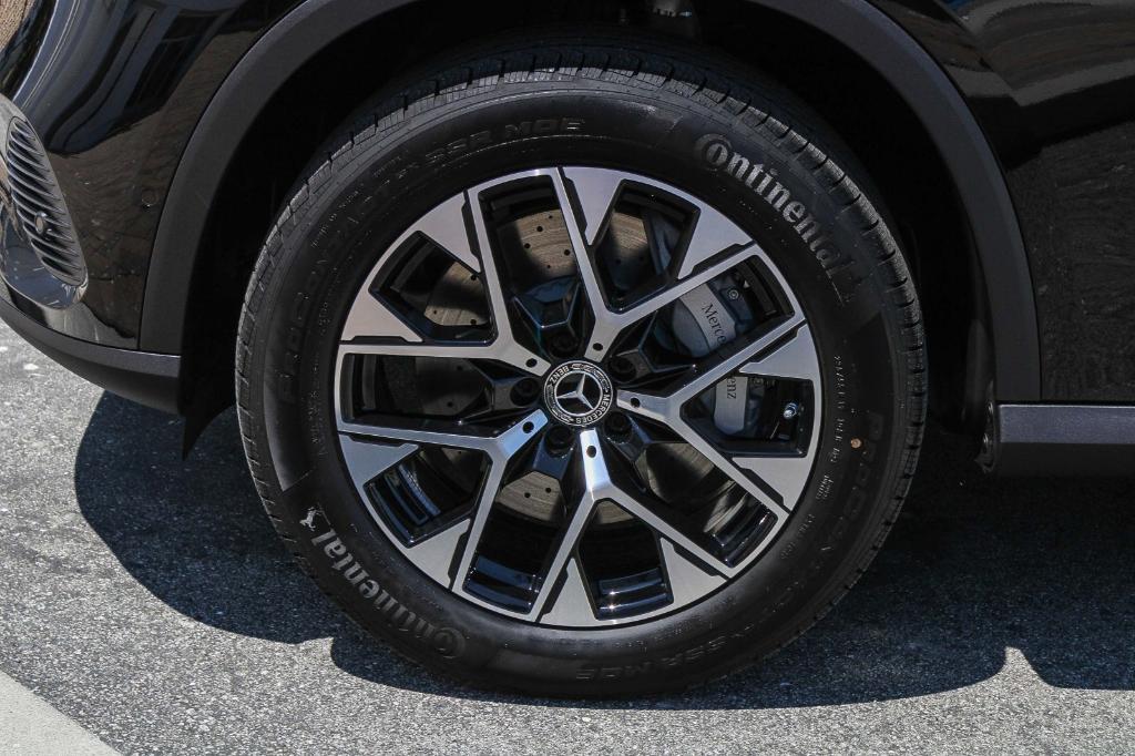 new 2025 Mercedes-Benz GLC 350e car, priced at $65,055
