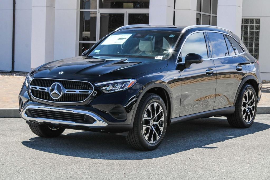 new 2025 Mercedes-Benz GLC 350e car, priced at $65,055