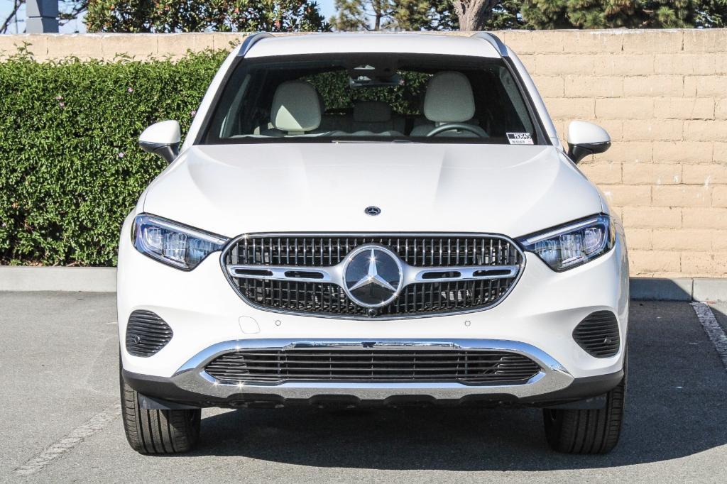 new 2025 Mercedes-Benz GLC 300 car, priced at $53,385