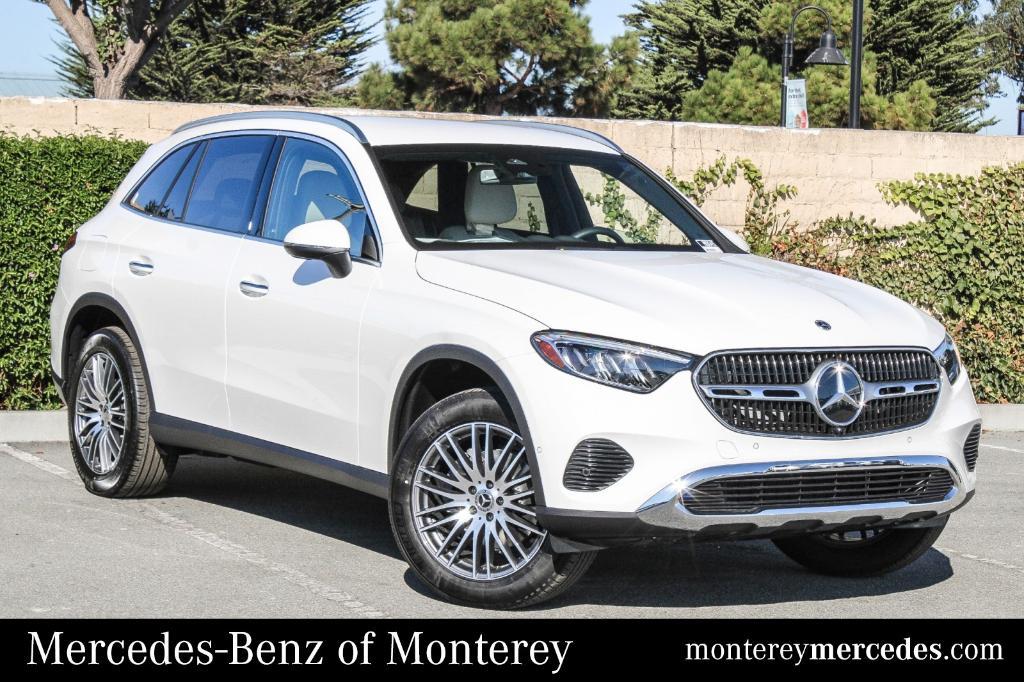 new 2025 Mercedes-Benz GLC 300 car, priced at $53,385