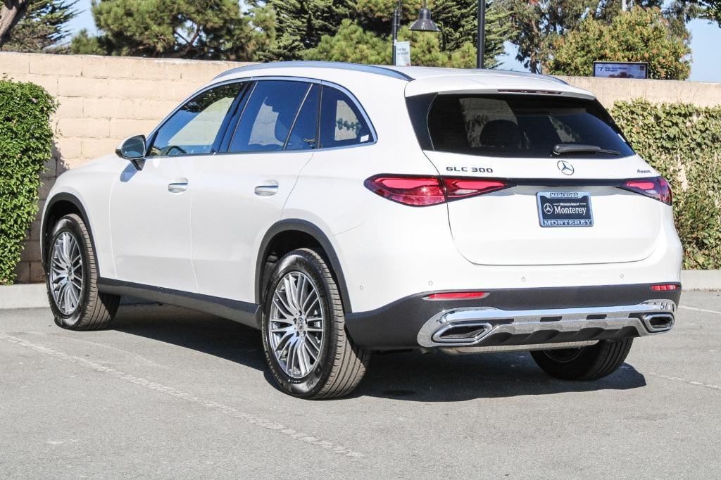 new 2025 Mercedes-Benz GLC 300 car, priced at $53,385