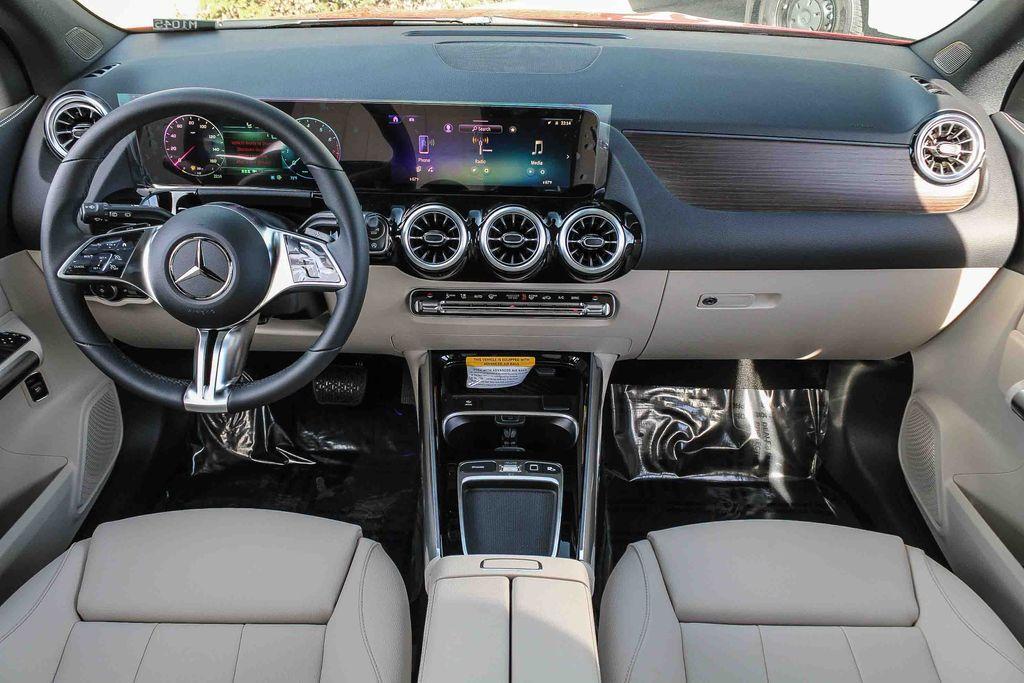 new 2026 Mercedes-Benz GLA 250 car, priced at $49,445