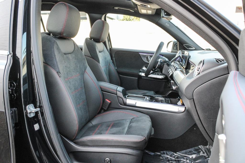 new 2024 Mercedes-Benz AMG GLB 35 car, priced at $66,785