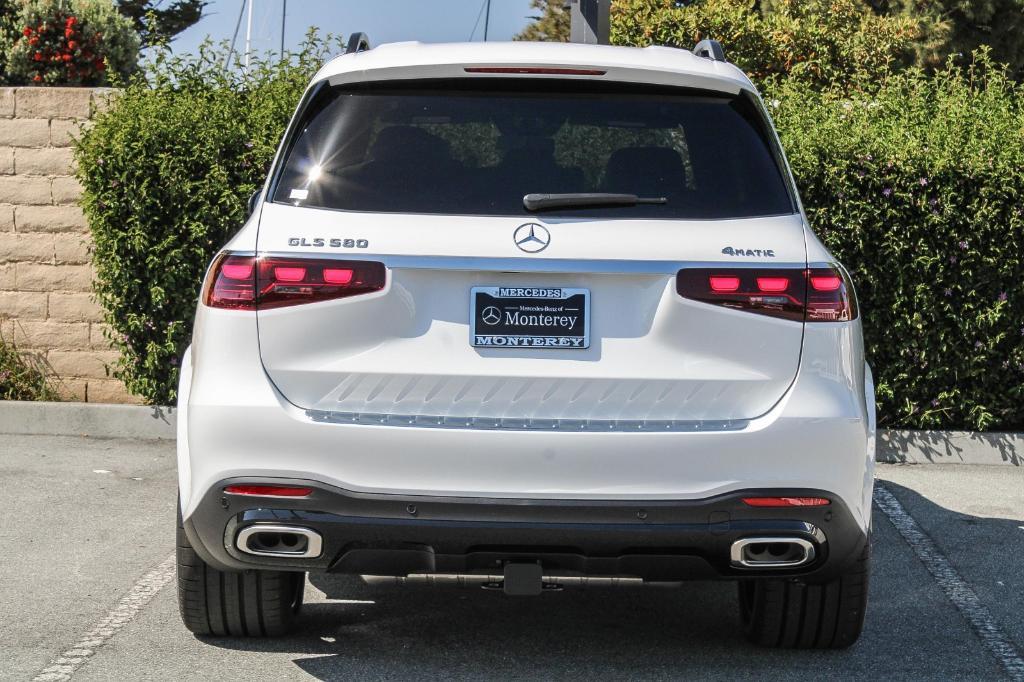 new 2025 Mercedes-Benz GLS 580 car, priced at $124,645
