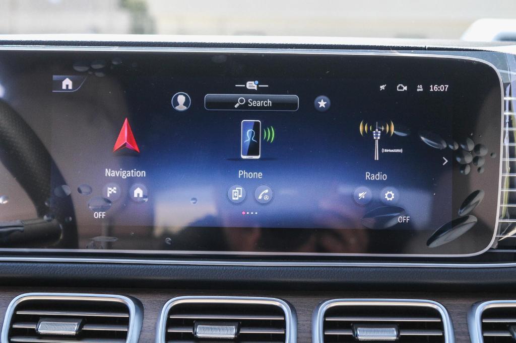 new 2025 Mercedes-Benz GLS 580 car, priced at $124,645