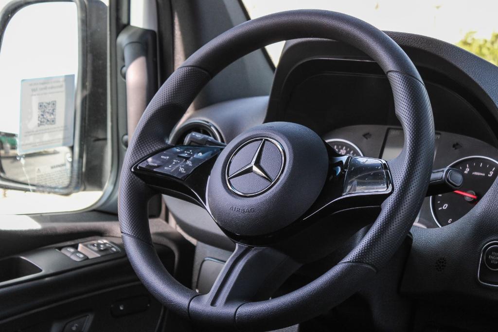 new 2025 Mercedes-Benz Sprinter 2500 car, priced at $58,812