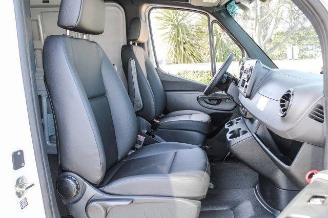 new 2025 Mercedes-Benz Sprinter 2500 car, priced at $58,812
