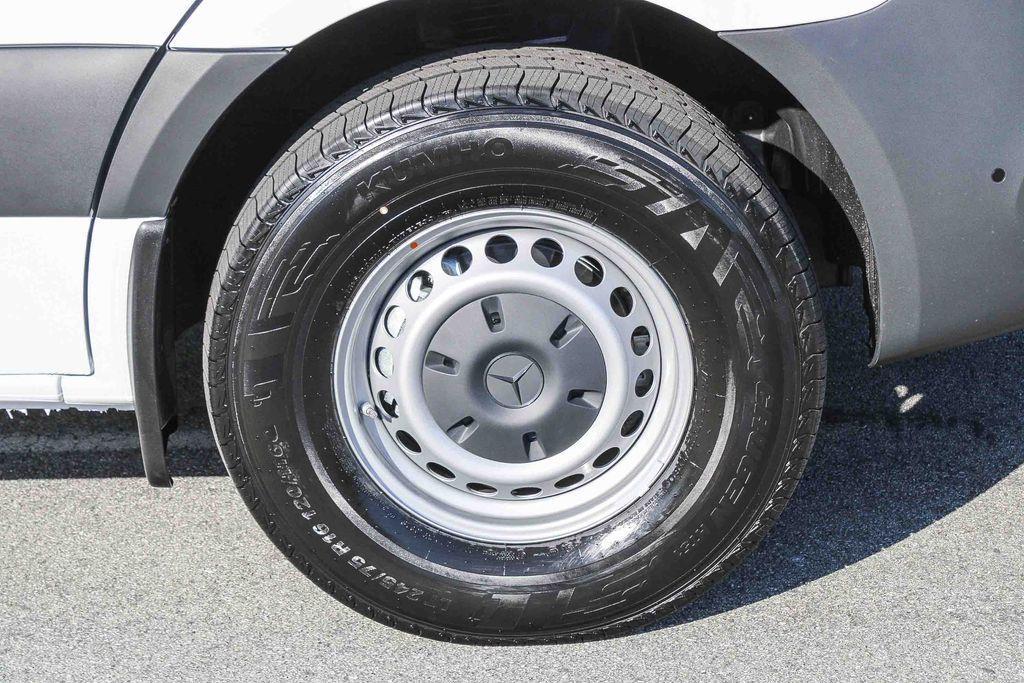 new 2026 Mercedes-Benz Sprinter 2500 car