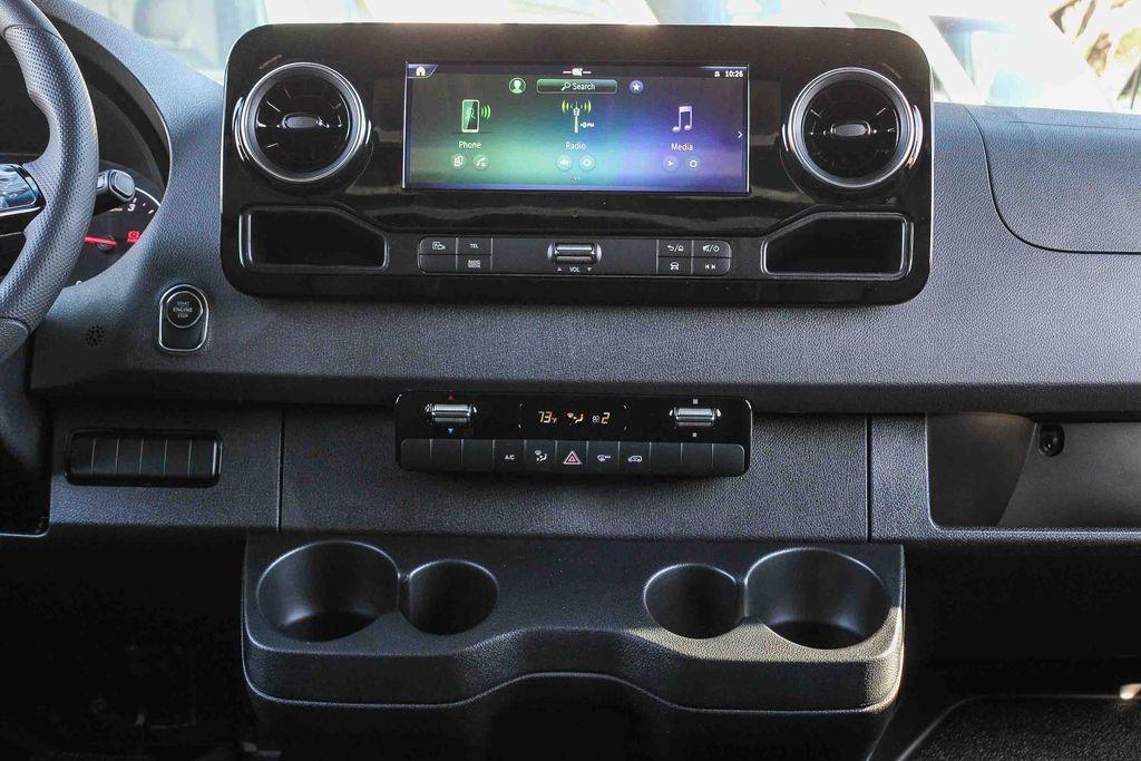 new 2026 Mercedes-Benz Sprinter 2500 car