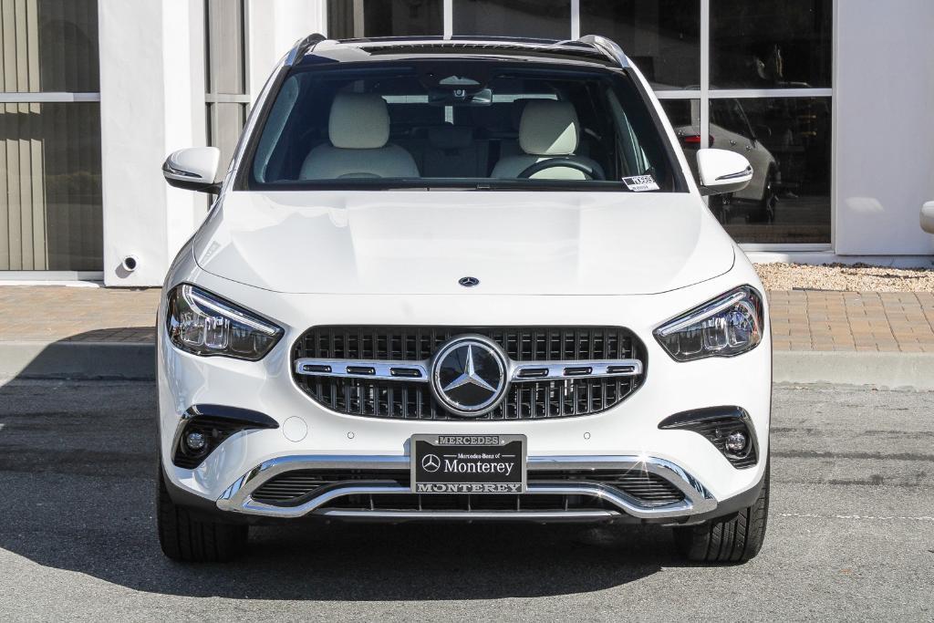 new 2025 Mercedes-Benz GLA 250 car, priced at $49,060