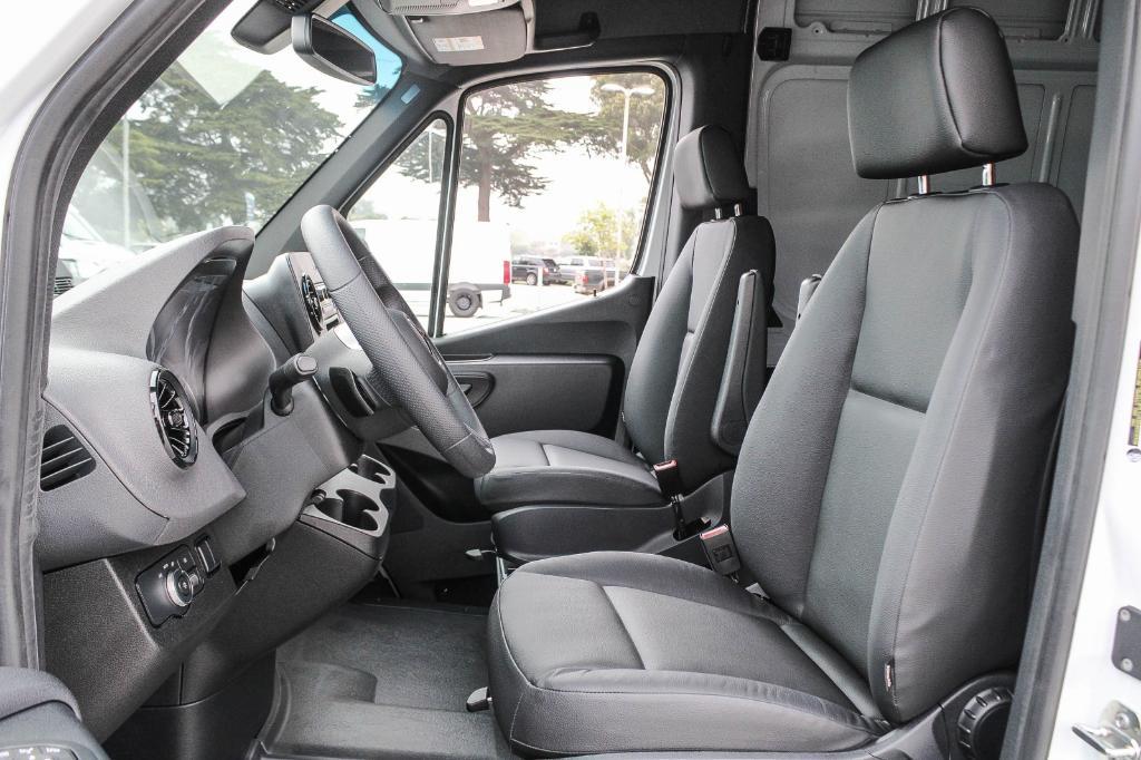 new 2025 Mercedes-Benz Sprinter 2500 car, priced at $58,742