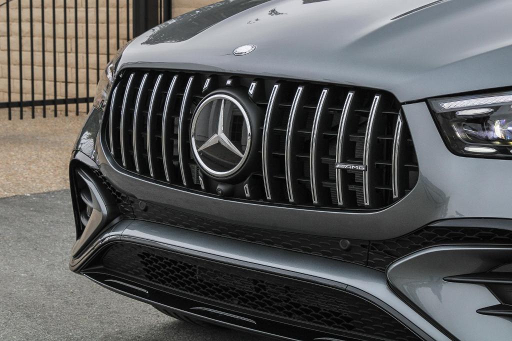 new 2025 Mercedes-Benz AMG GLE 53 car, priced at $106,825