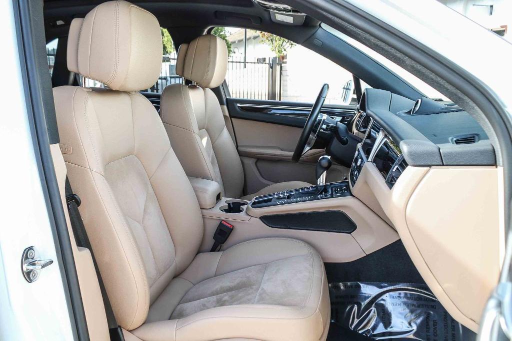 used 2021 Porsche Macan car, priced at $31,991