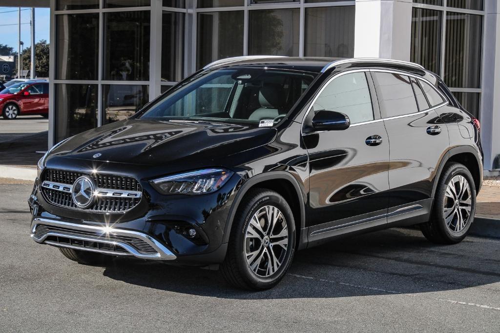 new 2025 Mercedes-Benz GLA 250 car, priced at $44,345