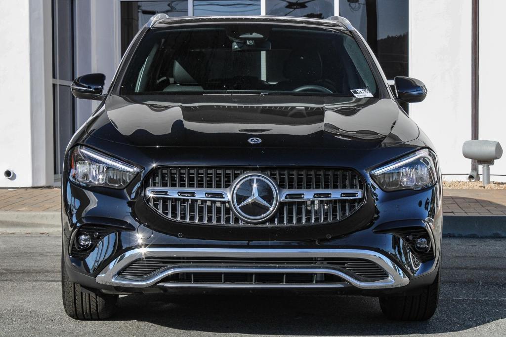 new 2025 Mercedes-Benz GLA 250 car, priced at $44,345