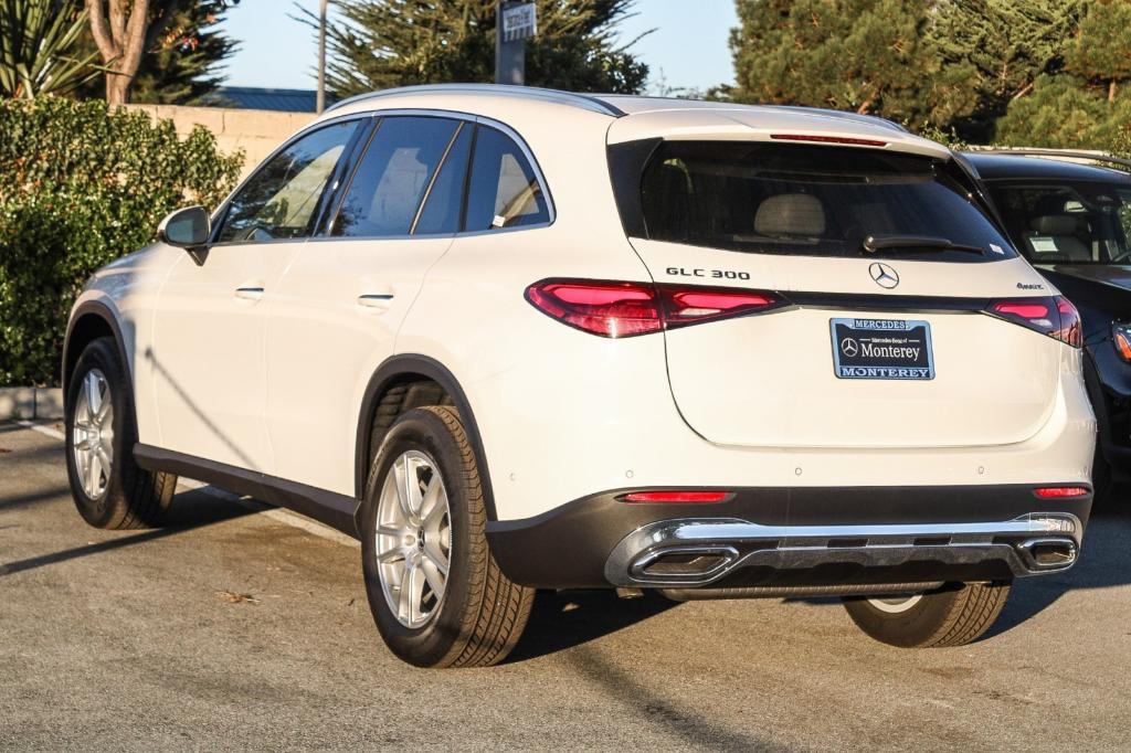 new 2025 Mercedes-Benz GLC 300 car, priced at $55,375