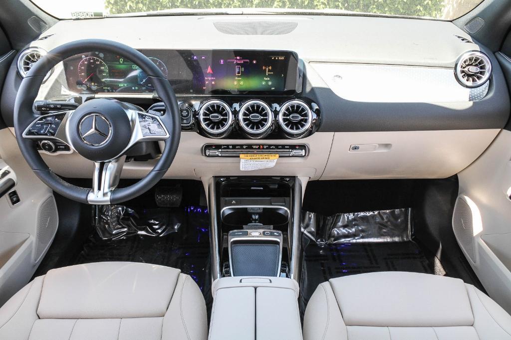 new 2025 Mercedes-Benz GLA 250 car, priced at $50,460