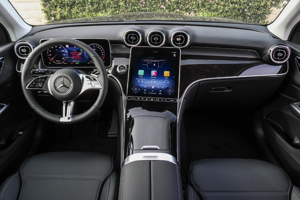 new 2025 Mercedes-Benz GLC 350e car, priced at $63,650