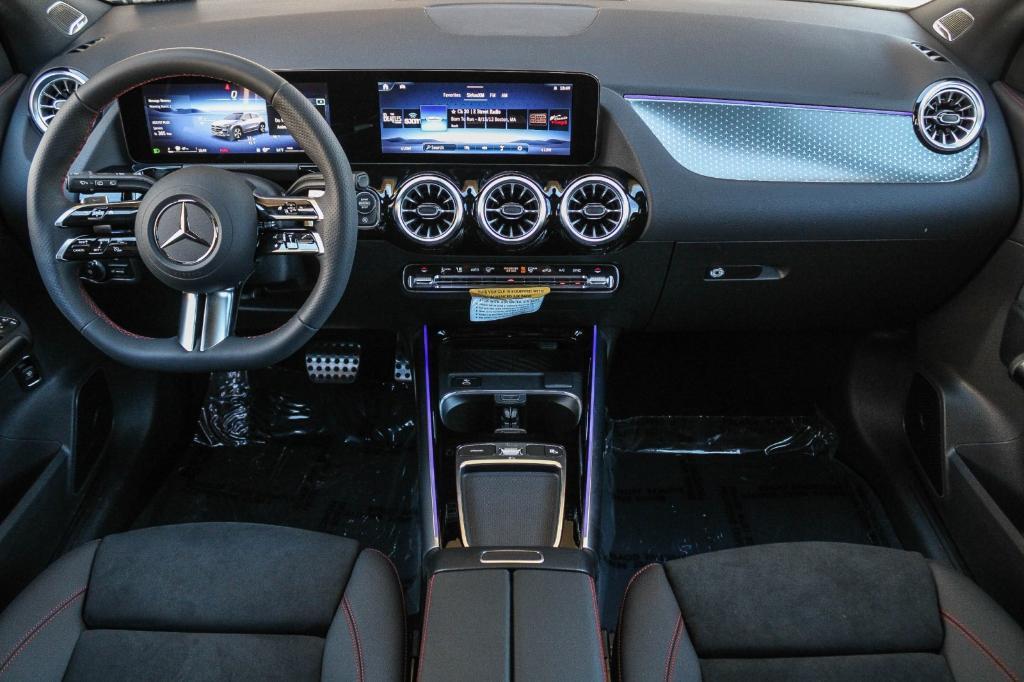 new 2025 Mercedes-Benz GLA 250 car, priced at $52,205